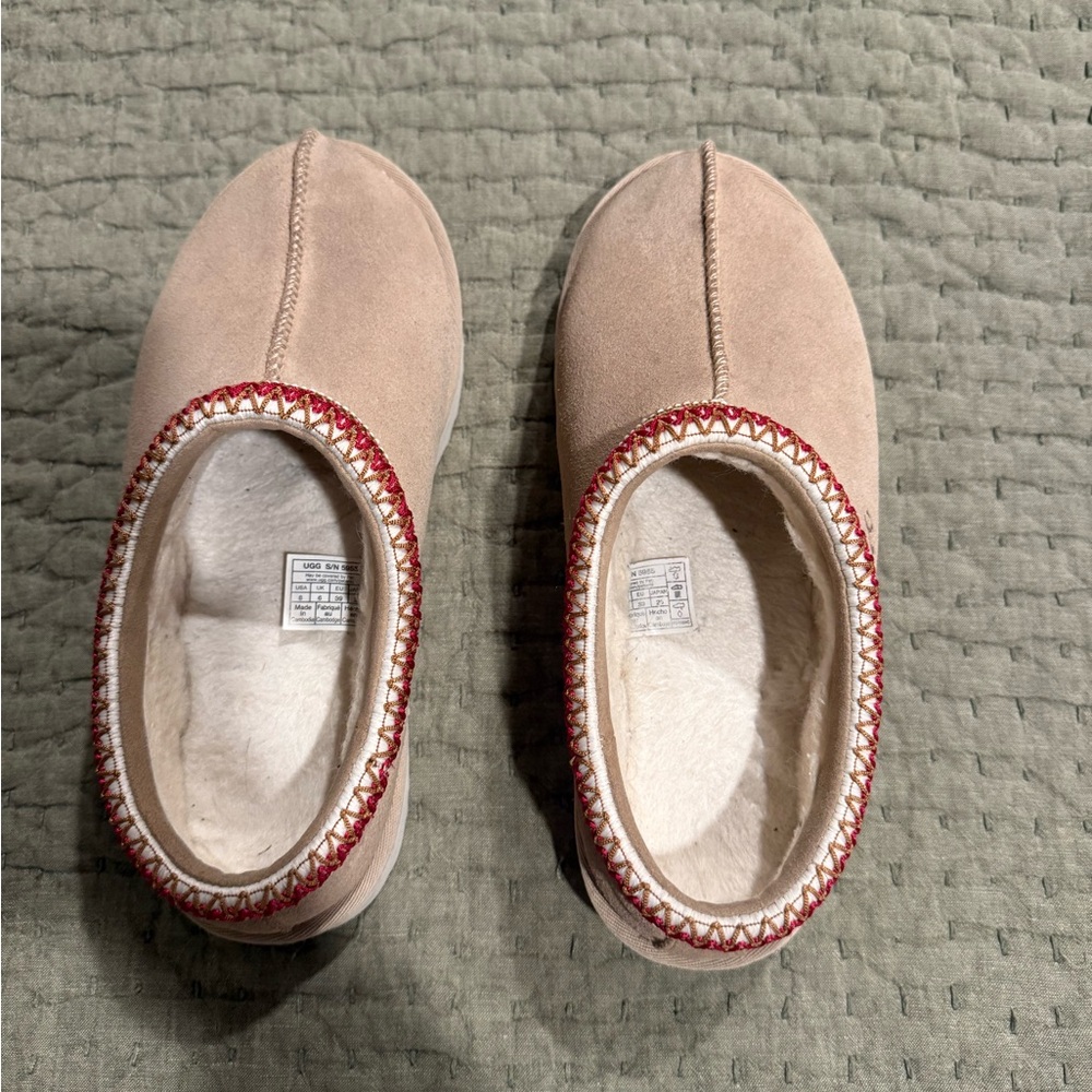 UGG Sand Slippers with Red Trim